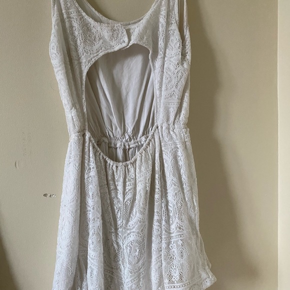 White lace romper - Picture 2 of 4